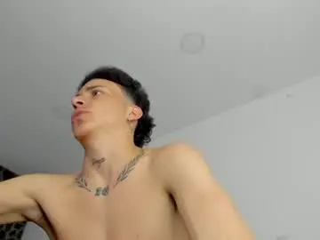 Chaturbate Nude Webcam of maxxx_bigcock