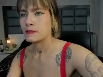 Chaturbate Live Sex Cam of mrs_regina_clk