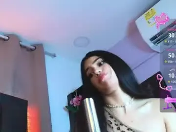 Chaturbate Live Sex Cam of sararoy_