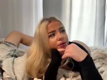Chaturbate Watch Live Sex Cams of blonde8888