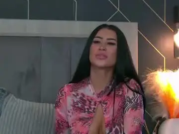 Chaturbate Best live sex cam show of emylaveau