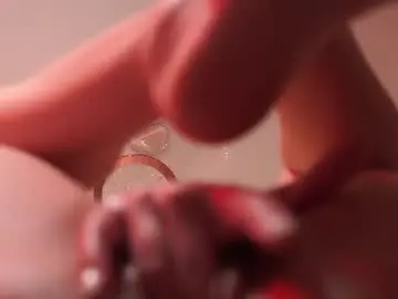Chaturbate Live Sex Cam of milabunny_