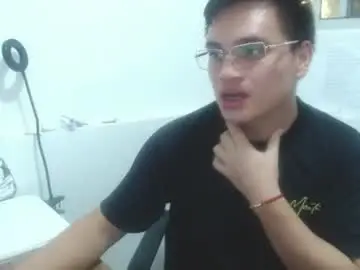 Chaturbate Nude Webcam of ahntony__69