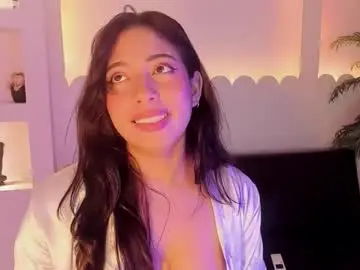 Chaturbate Free Live Porn of holy_lux22