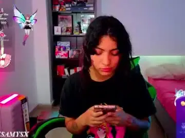 Chaturbate Free Live Porn of helia_n_amy