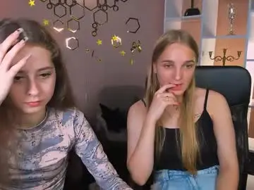 Chaturbate Live Sex Cam of rebecca_smile_
