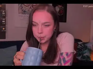 Chaturbate Live Sex Cam of varvaraola