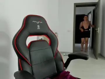 Chaturbate Watch Live Sex Cams of amiraisa