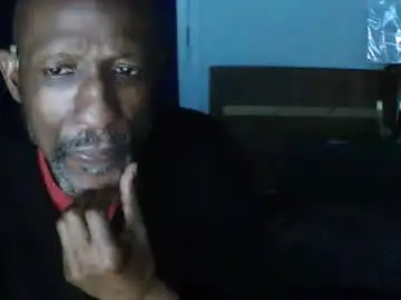 Chaturbate Live Sex of leeguy_hugedick