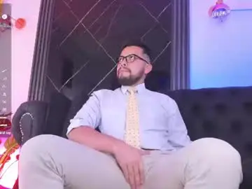Chaturbate Live Sex Cam of lucca_mallard