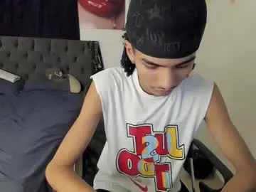 Chaturbate Free Porn Cam of white_master444