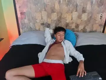 Chaturbate Nude Webcam of alex_santoss
