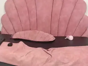 Chaturbate Live Sex Cam of candy_bony