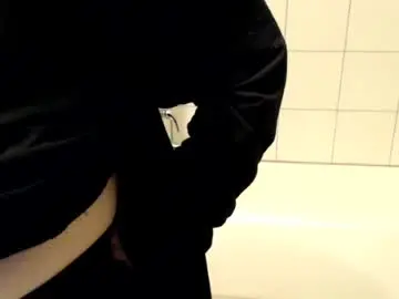 Chaturbate Live Sex Cam of skyblu1