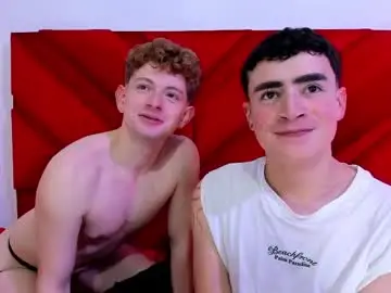 Chaturbate Live Sex of chris18red