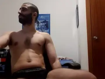 Chaturbate Live Sex Cam of cuteguy52
