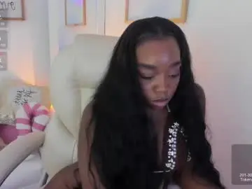 Chaturbate Live Sex Cam of zobe_love