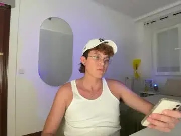 Chaturbate Free Live Porn of anddres_boss