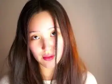 Chaturbate Free Live Porn of lillie_sun