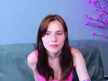 Chaturbate Live Sex Cam of mellhyees