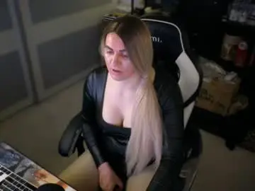 Chaturbate Best live sex cam show of alevsandra87