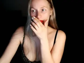 Chaturbate Live Sex Cam of chanti_lovee