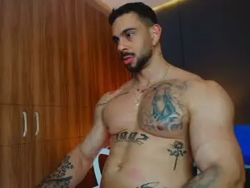 Chaturbate Best live sex cam show of massimo_visconti