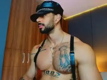 Chaturbate Best live sex cam show of massimo_visconti