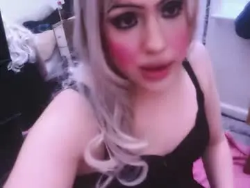 Chaturbate Sex Cam of femgirl99