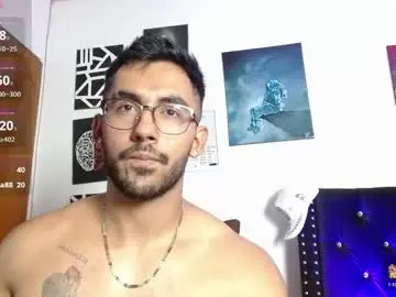 Chaturbate Sex Cam of romanpearce_