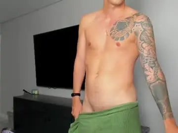 Chaturbate Live Sex Cam of krishort