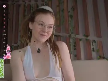 Chaturbate Sex Cam of lyra_thenymph