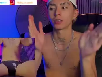 Chaturbate Watch Live Sex Cams of maiky_cooper01