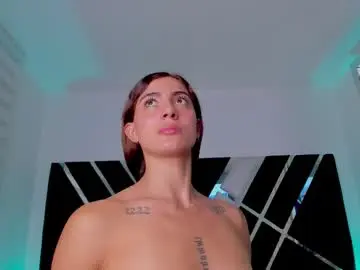 Chaturbate Live Sex Cam of ava_fontana2