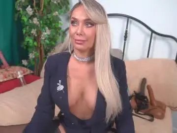 Chaturbate Free Live Porn of isadoradunkan