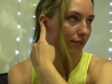 Chaturbate Sex Cam of your_little_flexible_girl