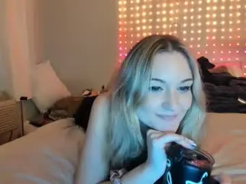 Chaturbate Free Live Porn of iris_roslin