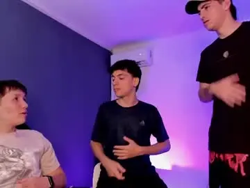 Chaturbate Watch Live Sex Cams of handsomeboys19