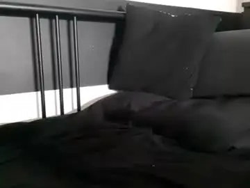 Chaturbate Adult Webcams of apollobest77