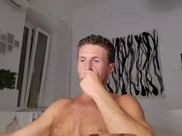 Chaturbate Best live sex cam show of apollobest77