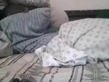 Chaturbate Live Sex Cam of carvelj