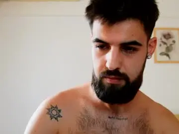 Chaturbate Free Porn Cam of hairyrobxxx