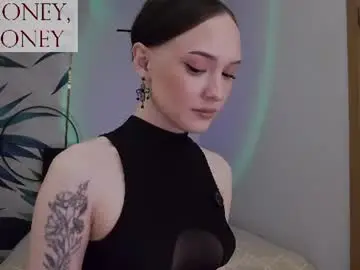 Chaturbate Free Live Porn of sirenaswhisper