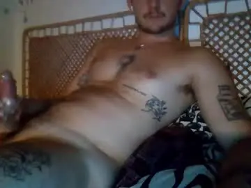 Chaturbate Live Sex Cam of twinkyboy85