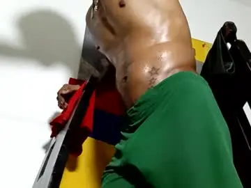 Chaturbate Adult Webcam of lucascastrohot
