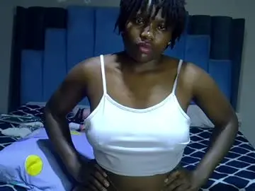 Chaturbate Best live sex cam show of melanin_moon