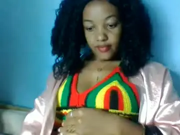 Chaturbate Live Sex Cam of myriamee