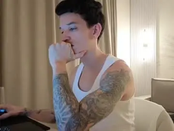 Chaturbate Best live sex cam show of dirtyprettyboi
