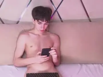 Chaturbate Free Porn Cam of moodcontroller