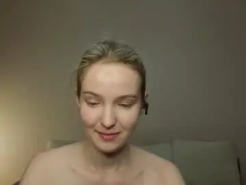 Chaturbate Watch Live Sex Cams of tashinapetitto